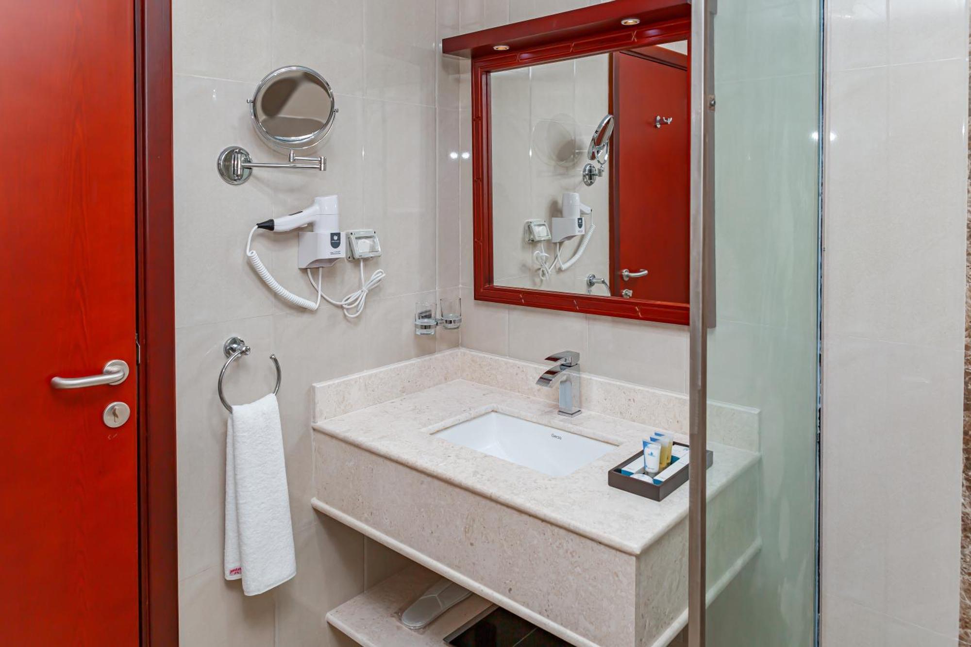Salalah International Hotel מראה חיצוני תמונה
